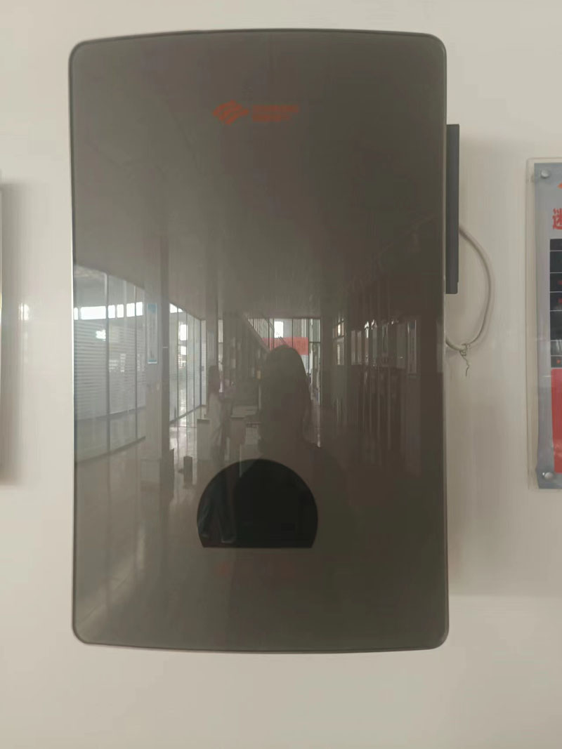 77.jpg